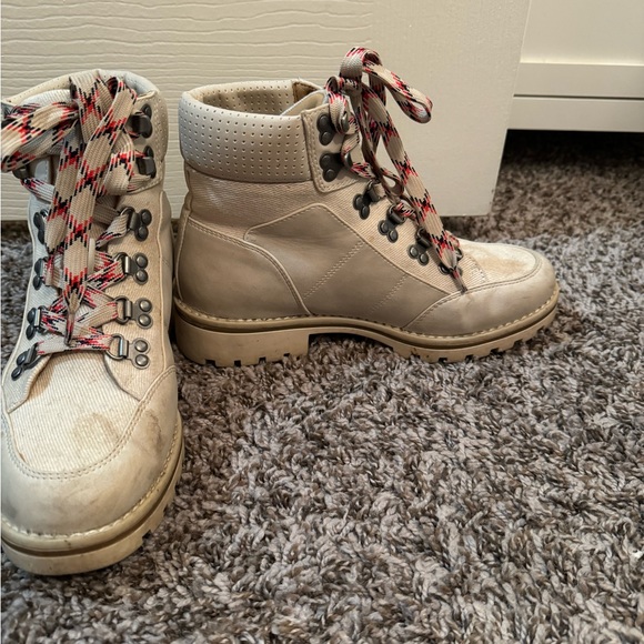 ✨New✨ Crown Vintage Lace Up Winter Hiking Boots - Picture 9 of 9